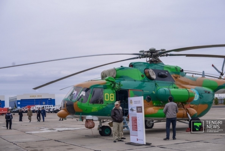 Ми-171Е - это одна из модификаций Ми-8/17. Эти вертолеты наиболее эффективны при поисковых и спасательных операциях. Такой  красавец в октябре прошлого года был передан Министерству внутренних дел Казахстана. 